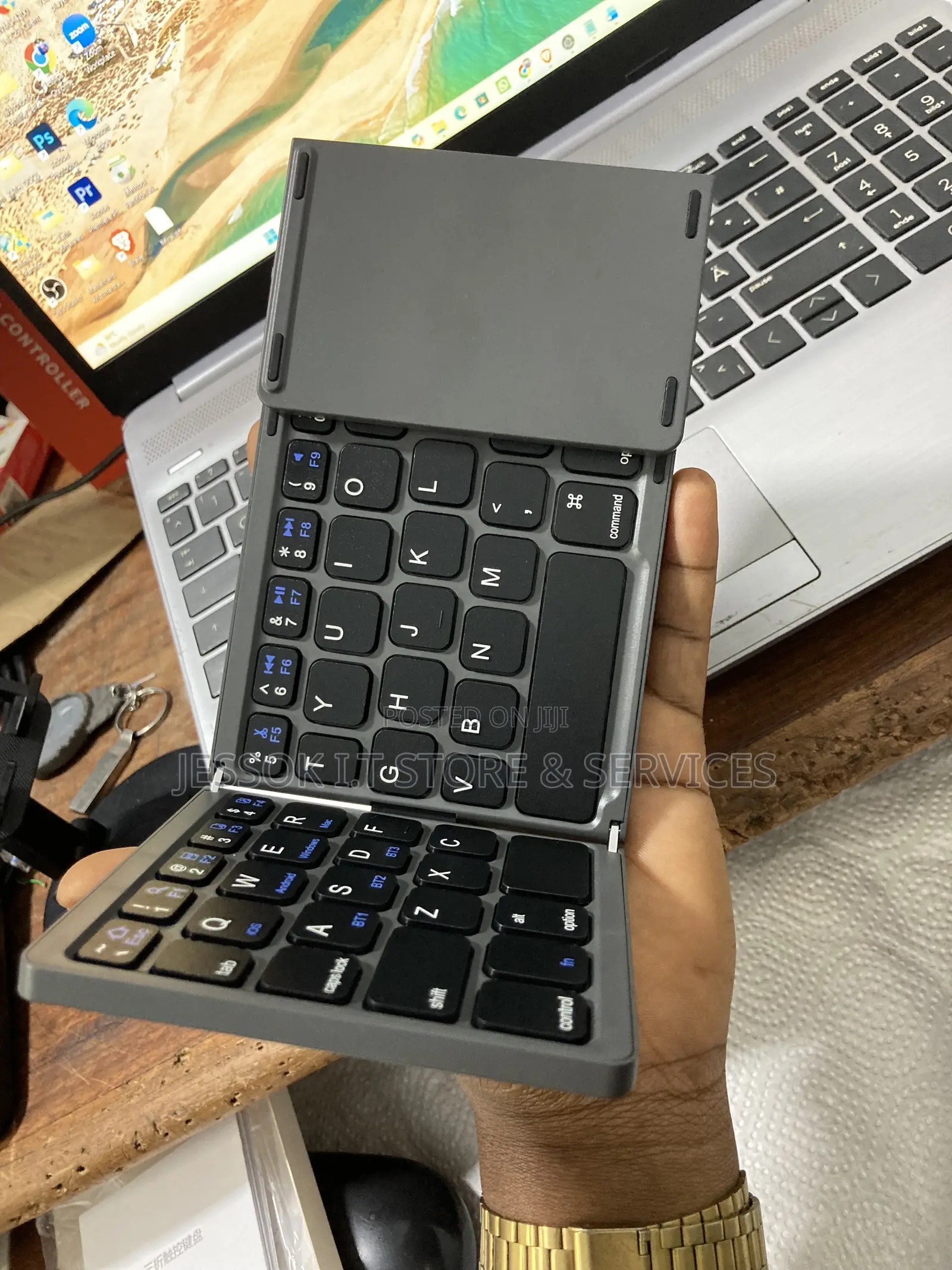 Foldable Bluetooth Keyboard With Touchpad