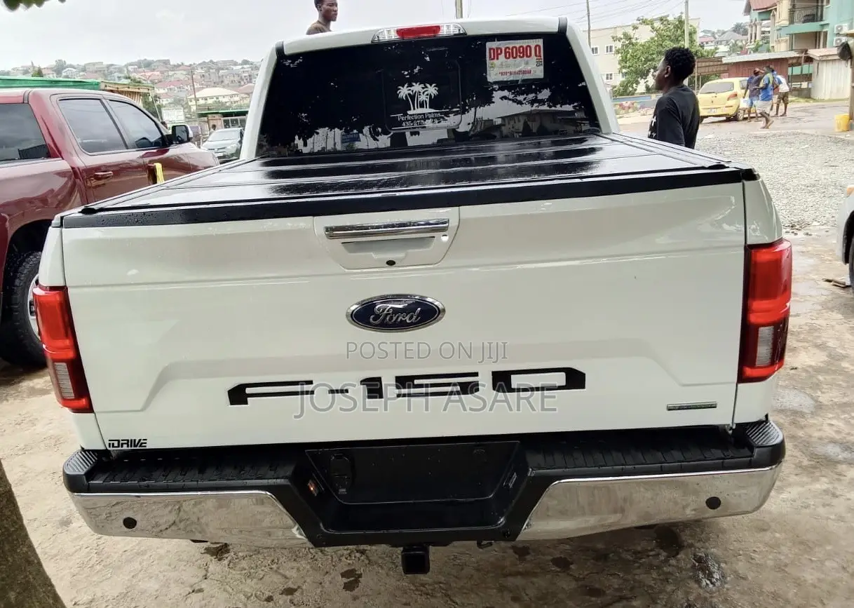 Ford F-150 Lariat 4x4 SuperCab Styleside 6.5 ft. box 145 in. WB 2020