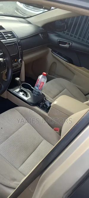 Toyota Camry 2013 Gold