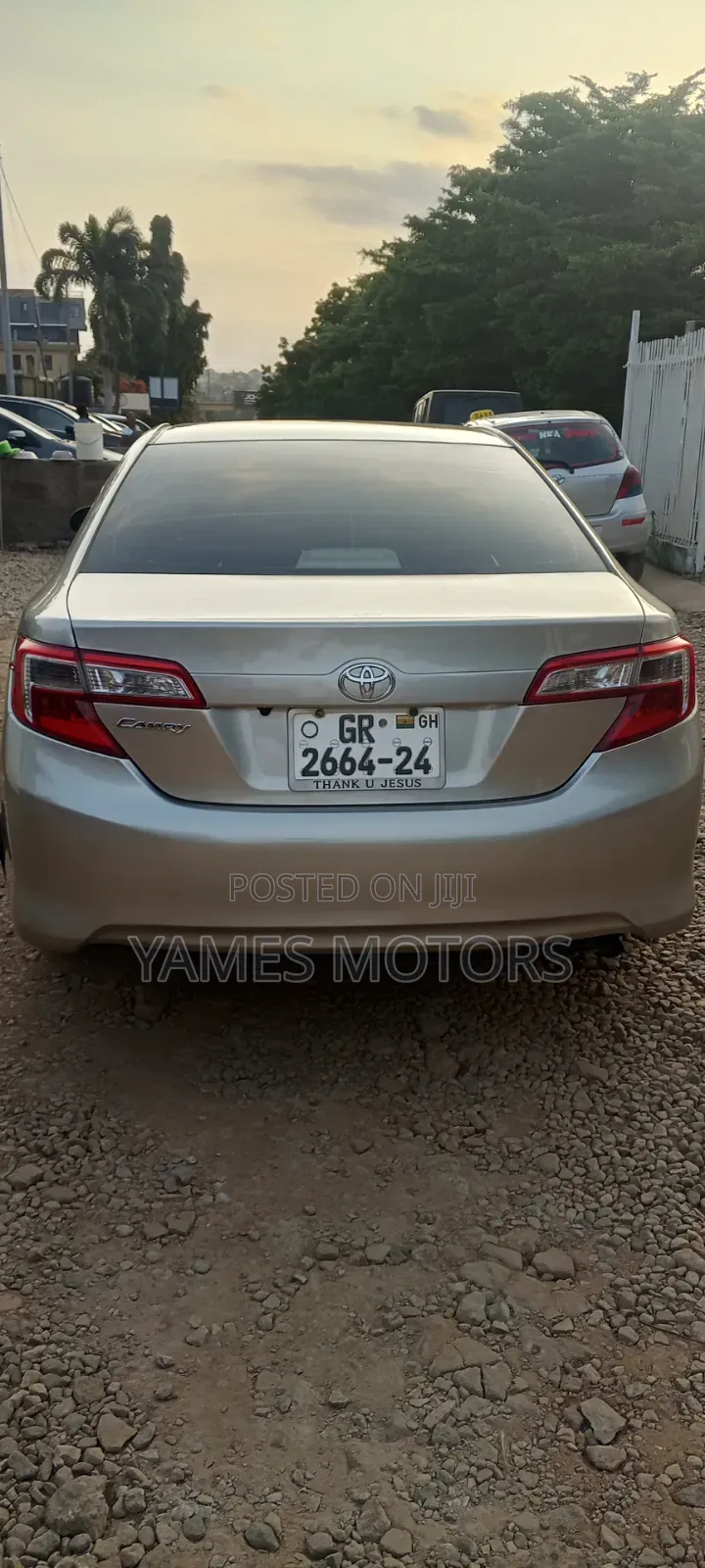 Toyota Camry 2013 Gold