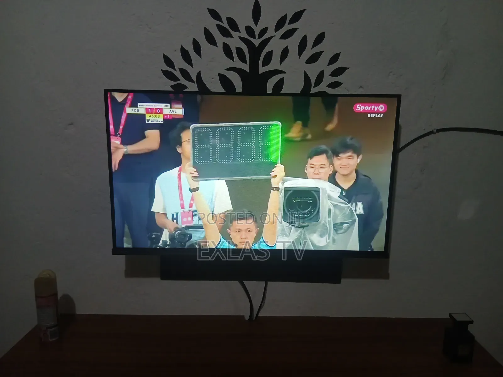 Slightly Used Hisense 32 Inches