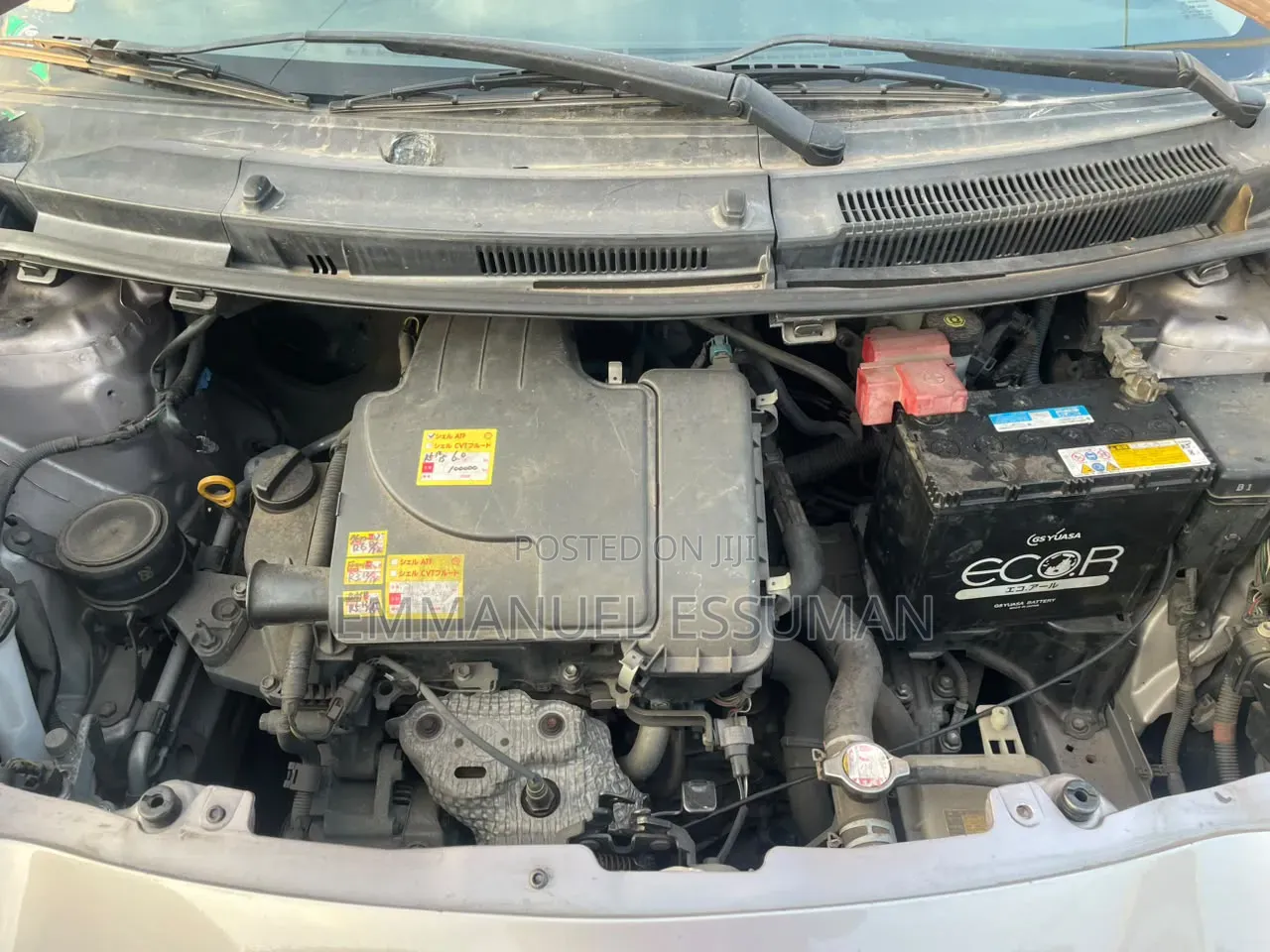 Toyota Vitz 2010 Silver