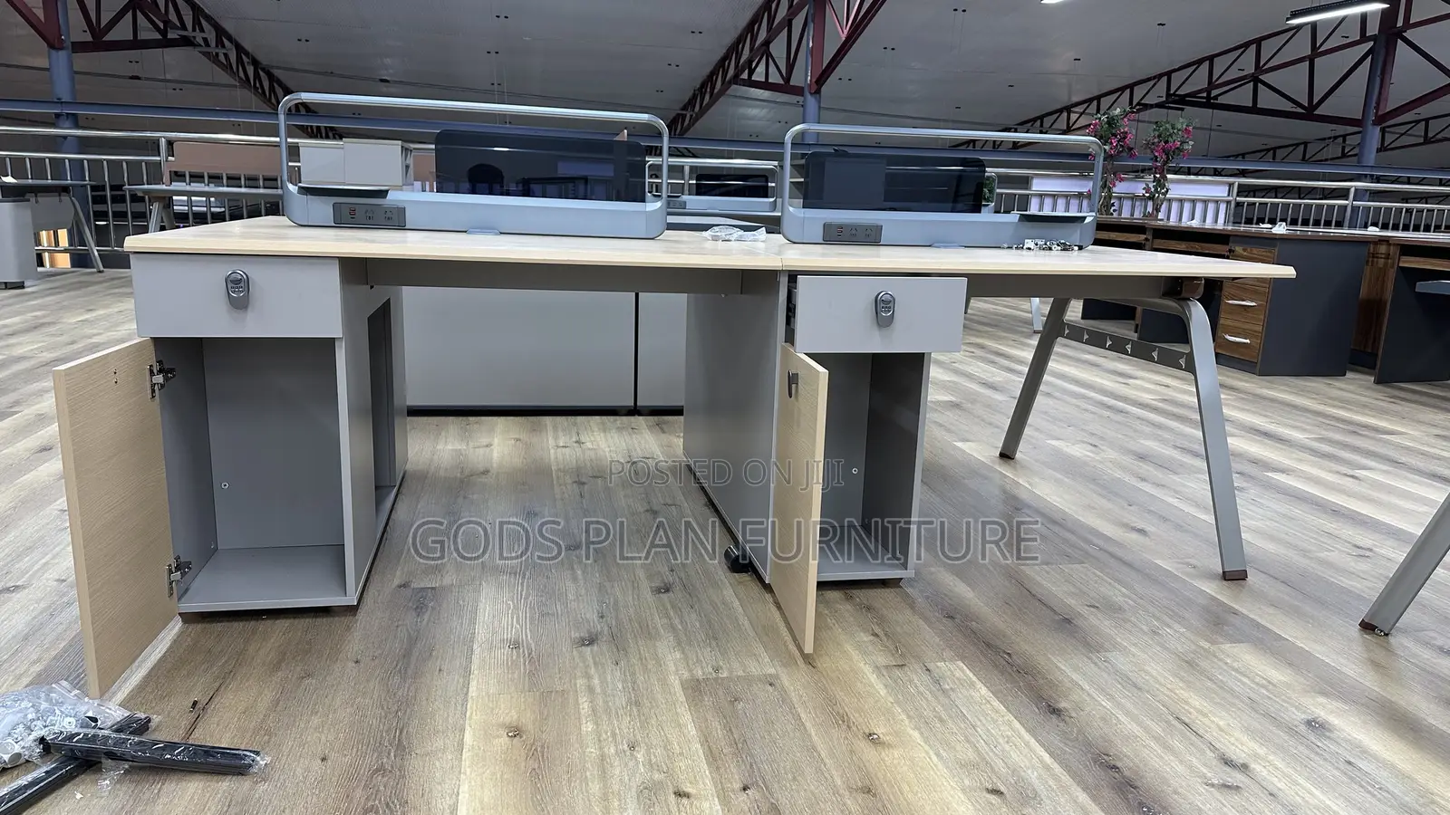 Workstation ( 5025B - 4)