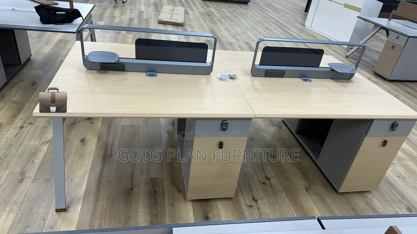 Workstation ( 5025B - 4)