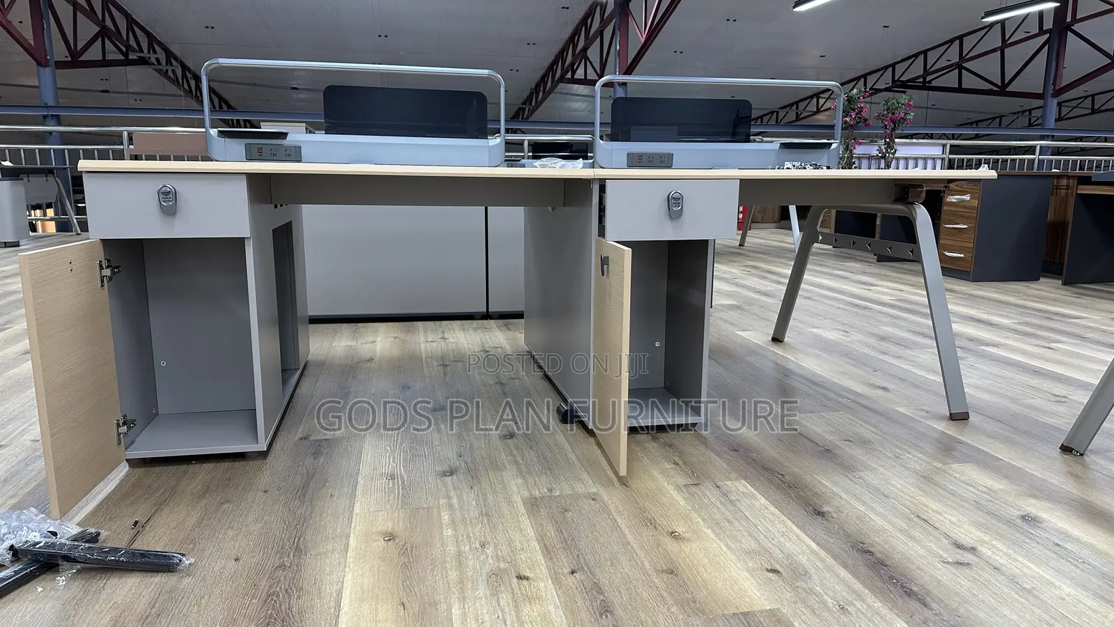 Workstation ( 5025B - 4)