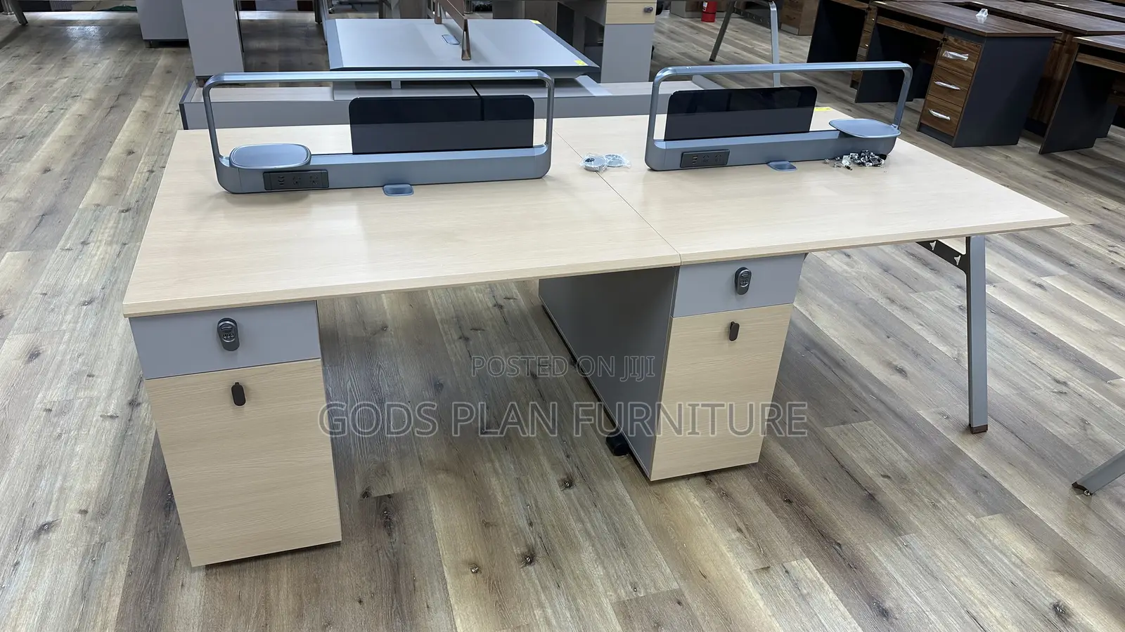 Workstation ( 5025B - 4)