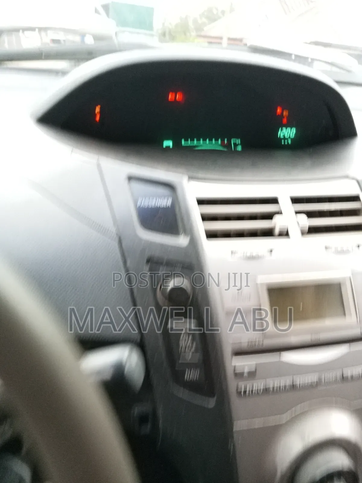 Toyota Vitz 2010 Gray