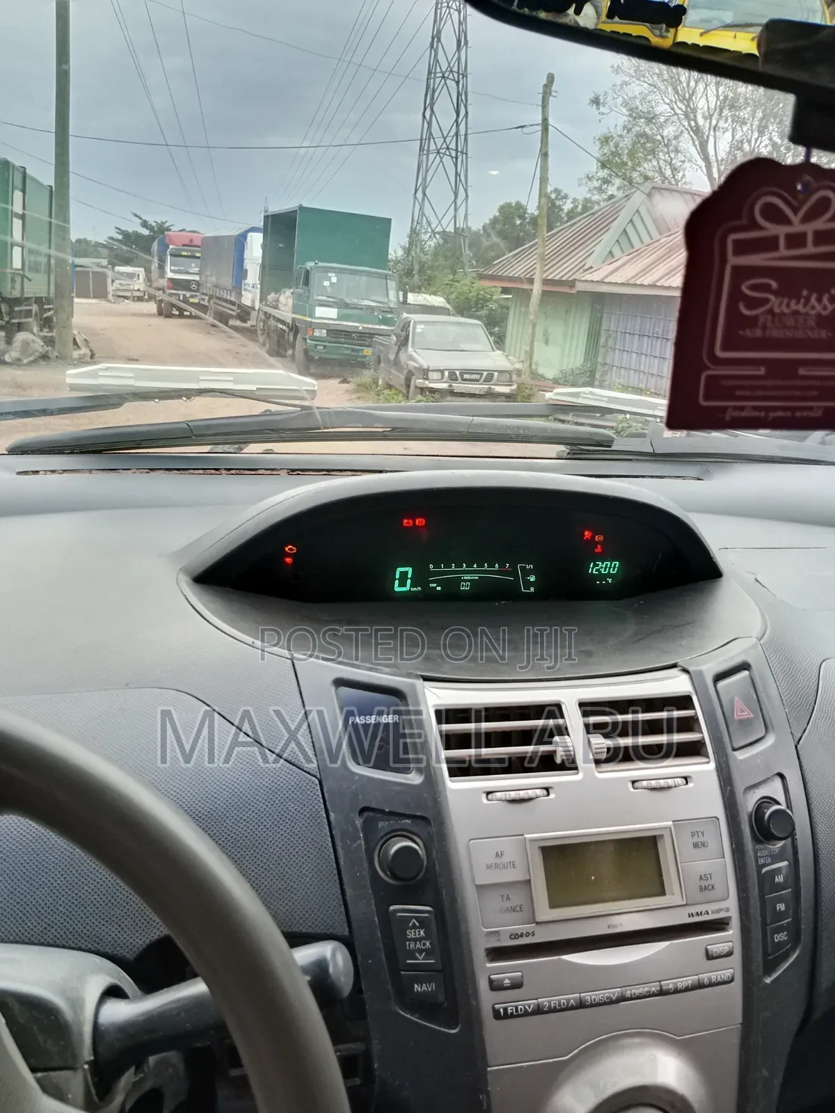 Toyota Vitz 2010 Gray