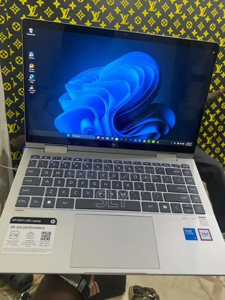 Laptop HP Envy x360 13z 8GB Intel Core i5 SSD 512GB