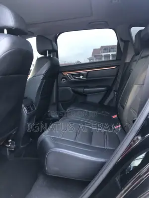 Honda CR-V Touring 4dr SUV AWD (1.5L 4cyl CVT) 2017 Black