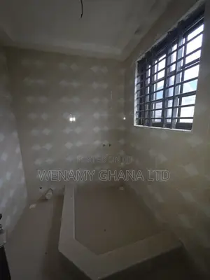 5bdrm House in Gbetsile, Accra Metropolitan for sale