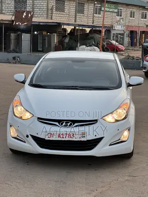 Hyundai Avante 2015 White