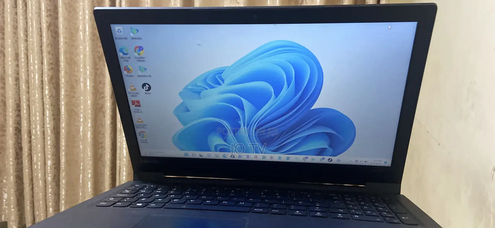 Laptop Lenovo V110 8GB Intel Core i5 SSD 128GB