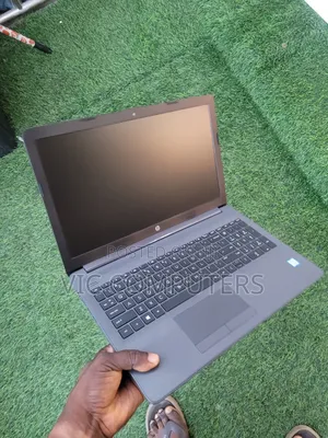 Laptop HP 250 G7 8GB Intel SSD 256GB