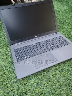 Laptop HP 250 G7 8GB Intel SSD 256GB