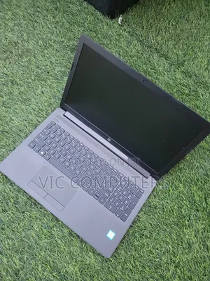 Laptop HP 250 G7 8GB Intel SSD 256GB