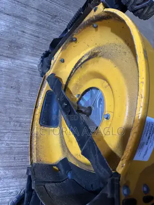 Cub Cadet SC 100 HW Push Lawn Mower