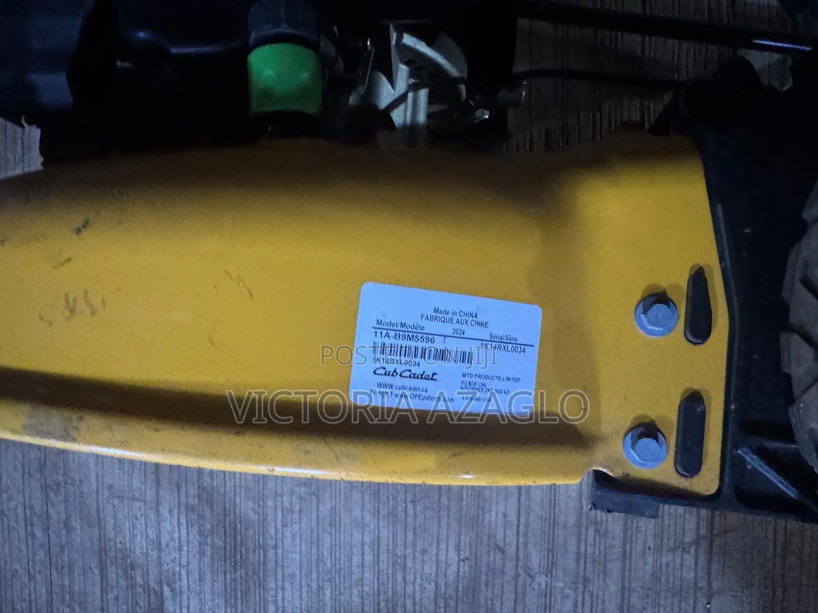 Cub Cadet SC 100 HW Push Lawn Mower