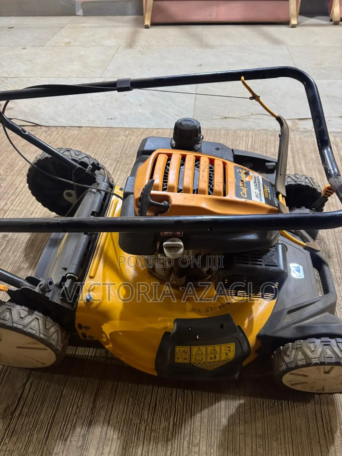 Cub Cadet SC 100 HW Push Lawn Mower