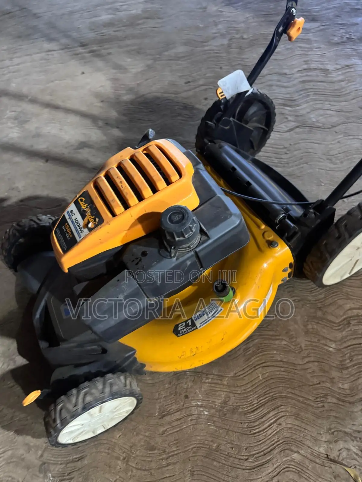 Cub Cadet SC 100 HW Push Lawn Mower