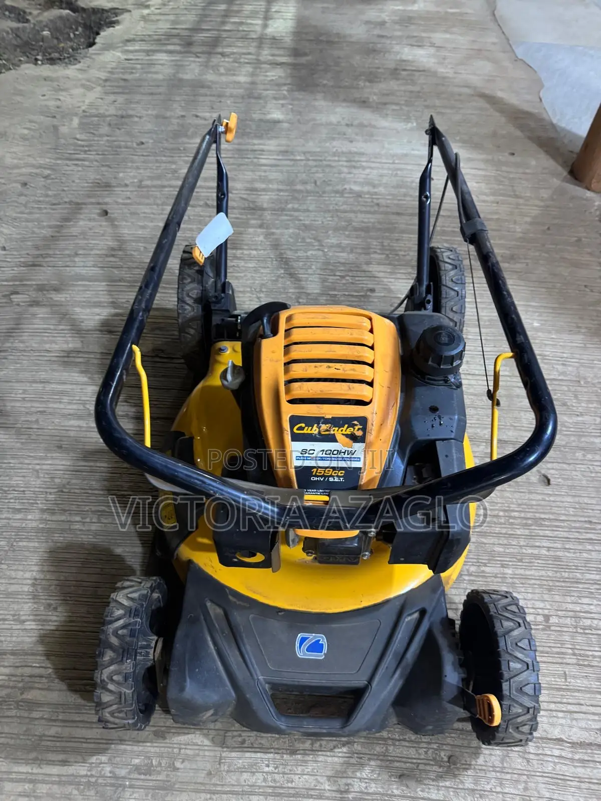 Cub Cadet SC 100 HW Push Lawn Mower