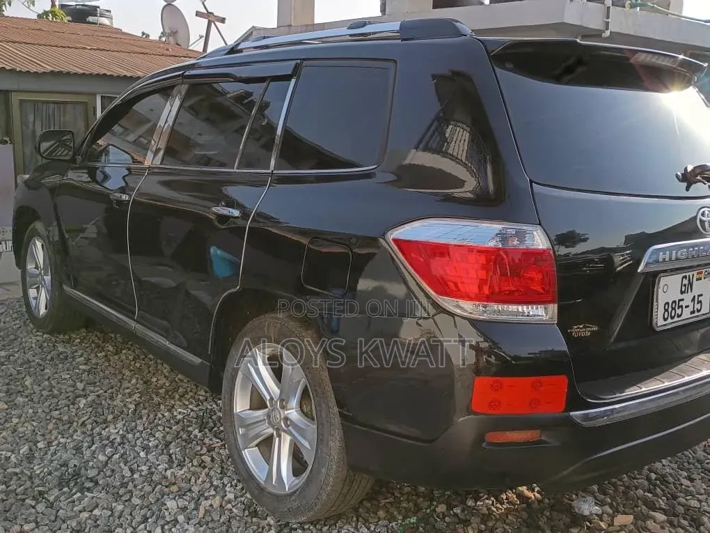 Toyota Highlander Limited 4dr SUV (3.5L 6cyl 6A) 2015 Black