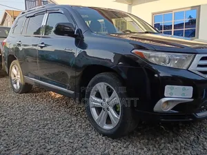Toyota Highlander Limited 4dr SUV (3.5L 6cyl 6A) 2015 Black