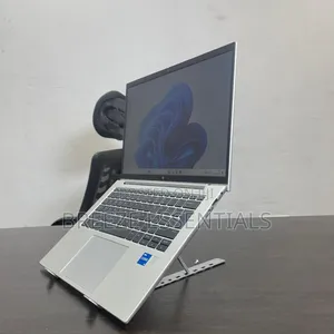 Laptop HP EliteBook 840 G9 16GB Intel Core i5 SSD 256GB