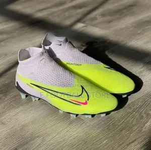Nike Phantom Elite Football Boot