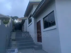 3bdrm House in Ashongman Estate for rent