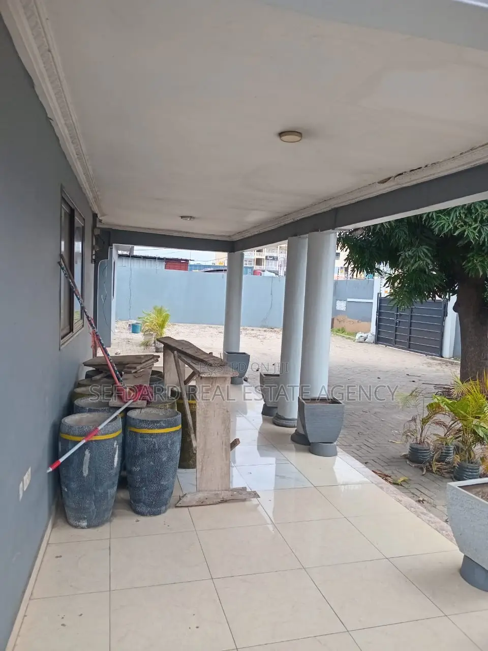 7bdrm House in Sefdard Properties, Achimota for rent