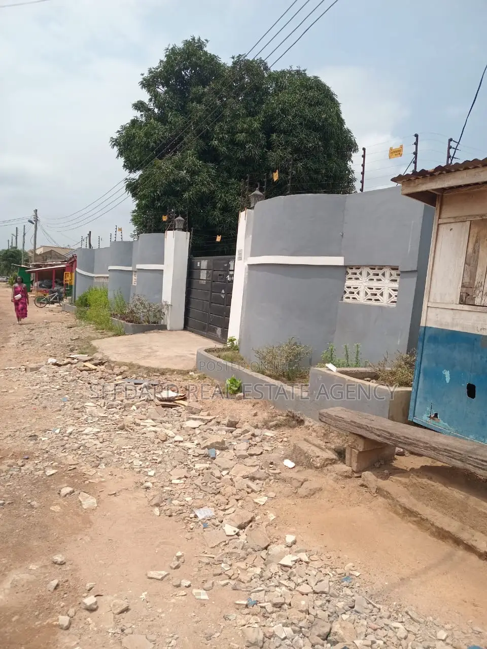 7bdrm House in Sefdard Properties, Achimota for rent