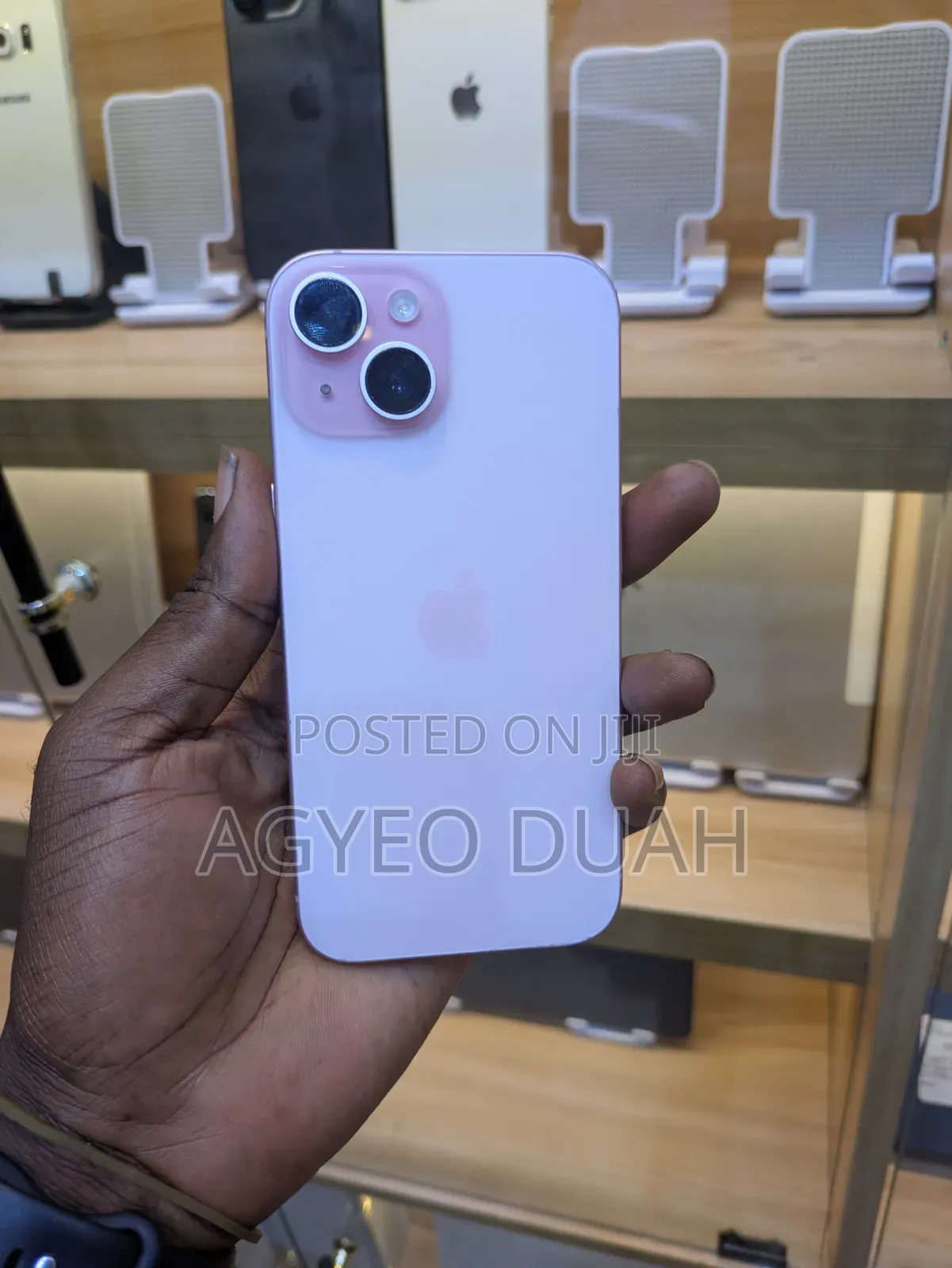 Apple iPhone 15 128 GB Pink