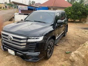Toyota Land Cruiser 2010 Black