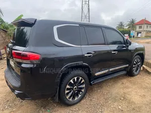 Toyota Land Cruiser 2010 Black
