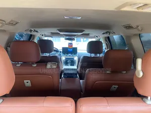 Toyota Land Cruiser 2010 Black