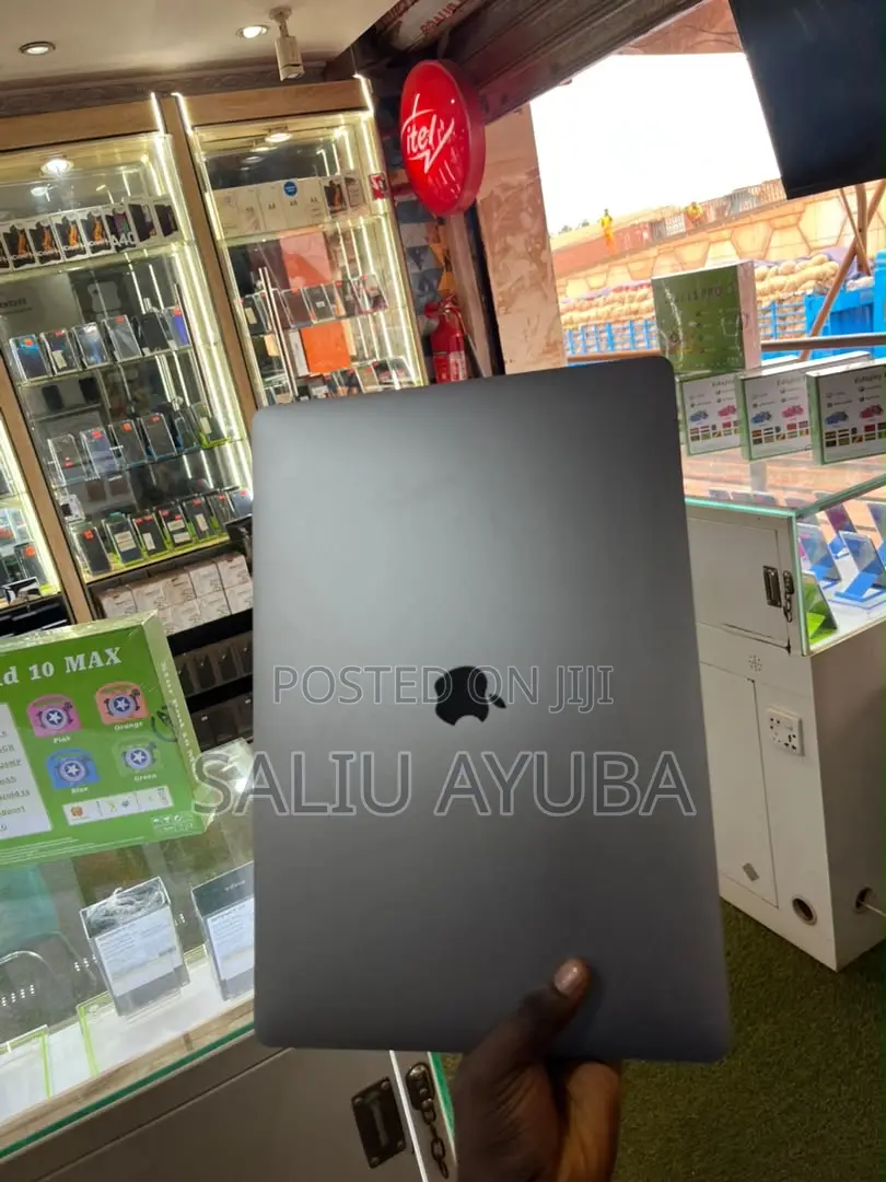 Laptop Apple MacBook Pro 2019 16GB Intel Core i9 SSD 1T
