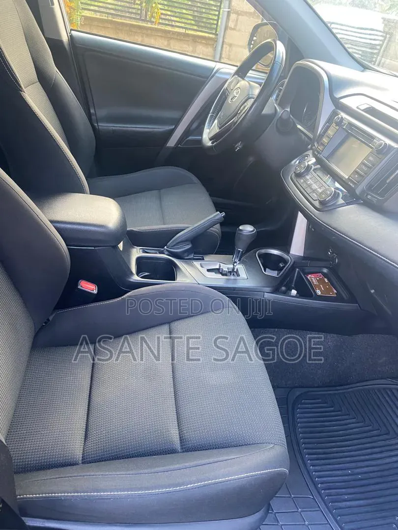 Toyota RAV4 2018 Gray