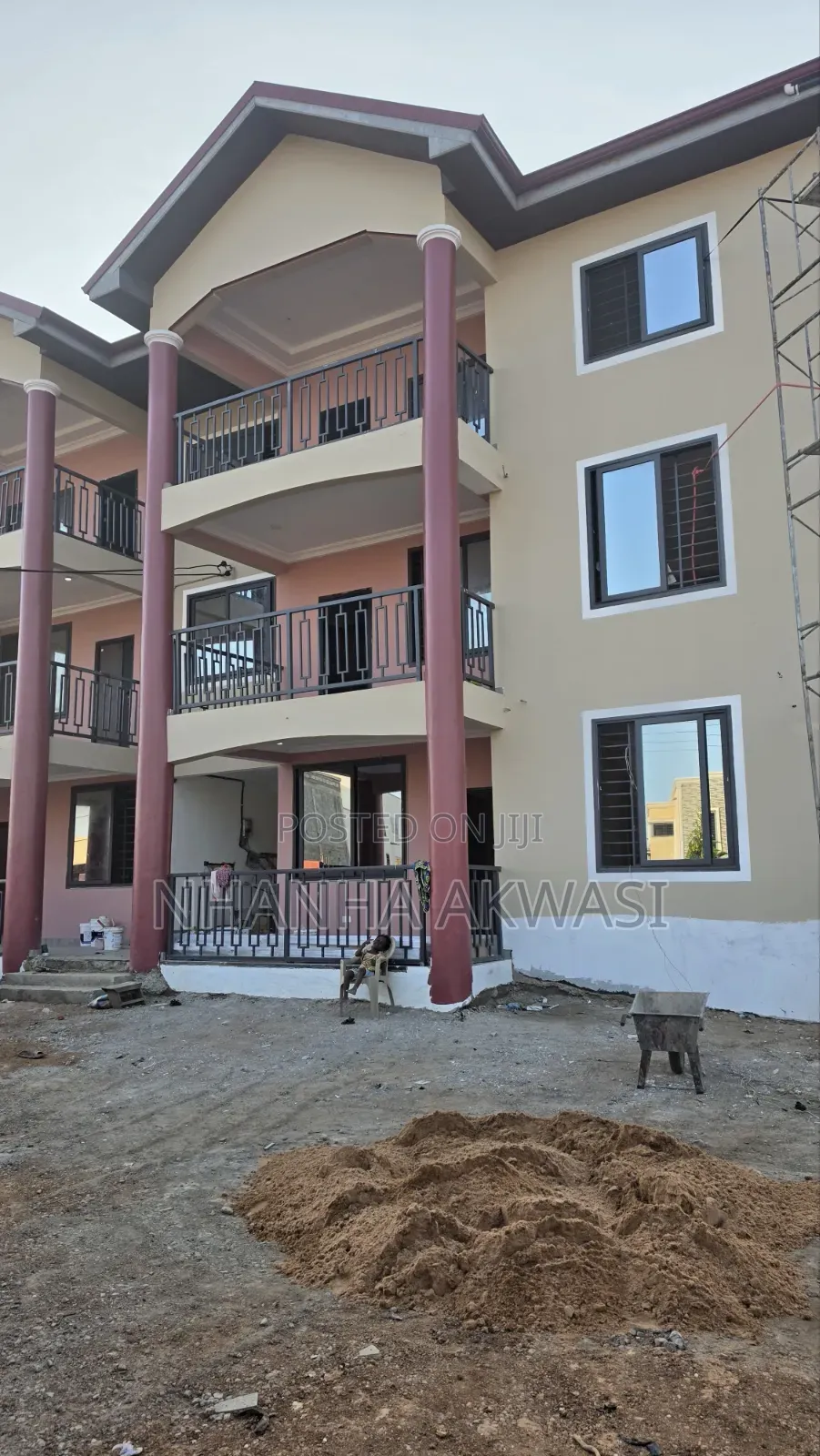 2bdrm Apartment in Lashibi Drc, Sakumono for rent