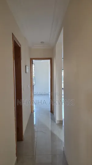 2bdrm Apartment in Lashibi Drc, Sakumono for rent