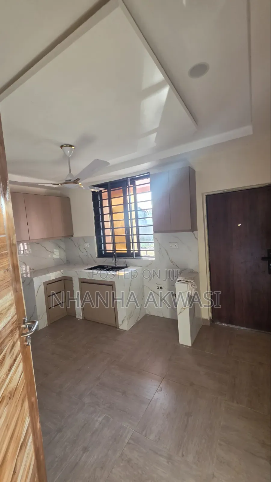 2bdrm Apartment in Lashibi Drc, Sakumono for rent