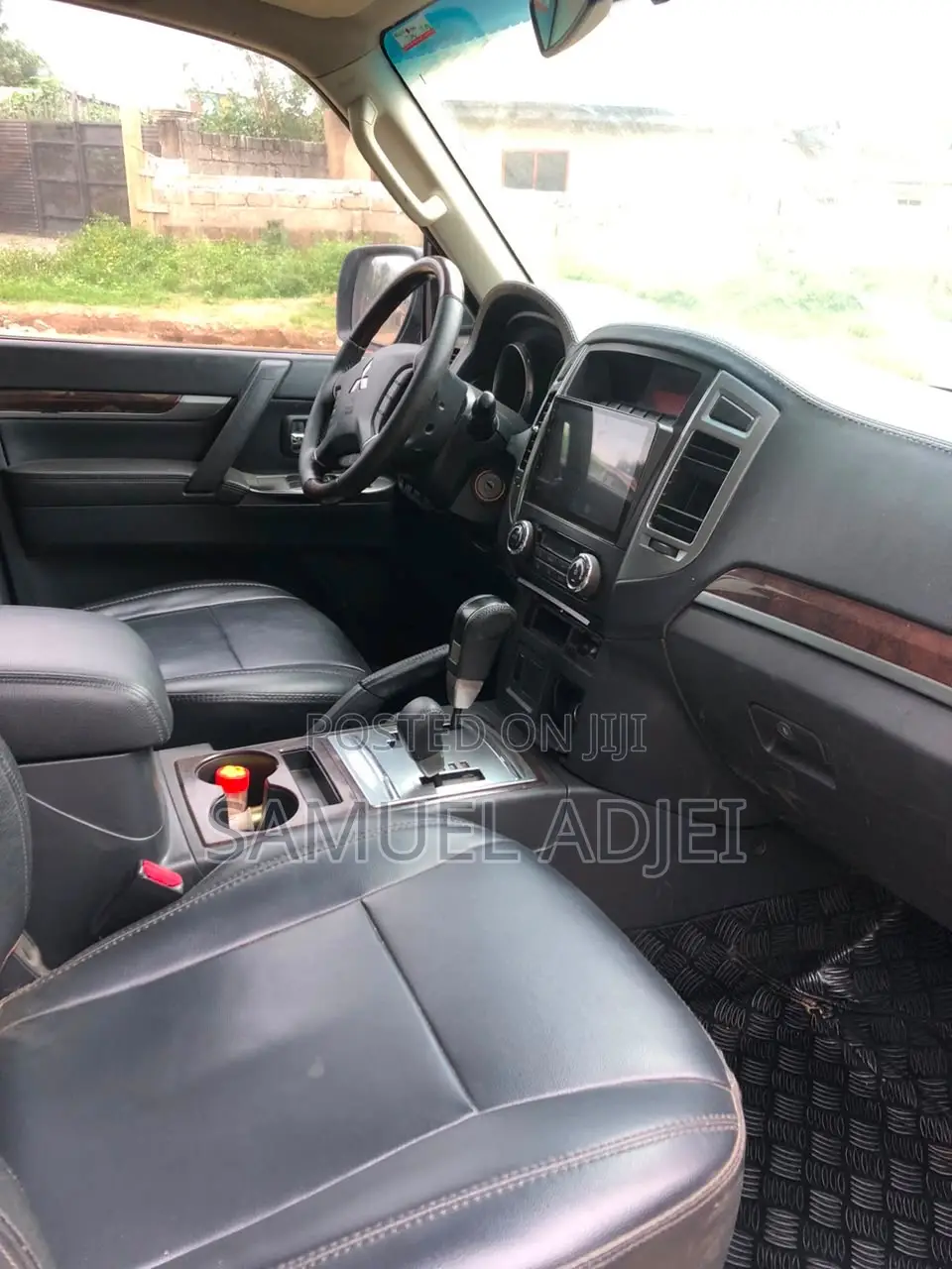 Mitsubishi Pajero 2015 Black