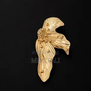 Golden Fan Brooch