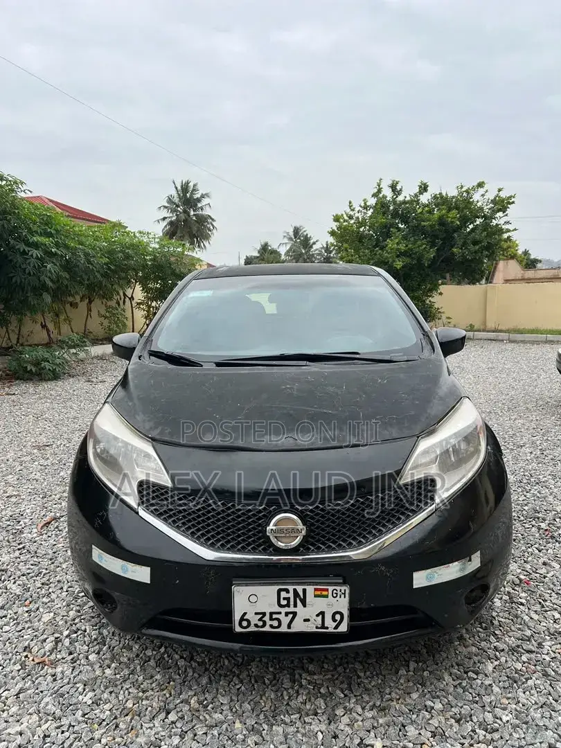 Nissan Versa 1.6 S 2016 Black