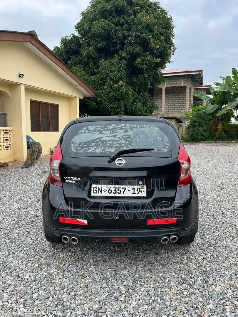 Nissan Versa 1.6 S 2016 Black