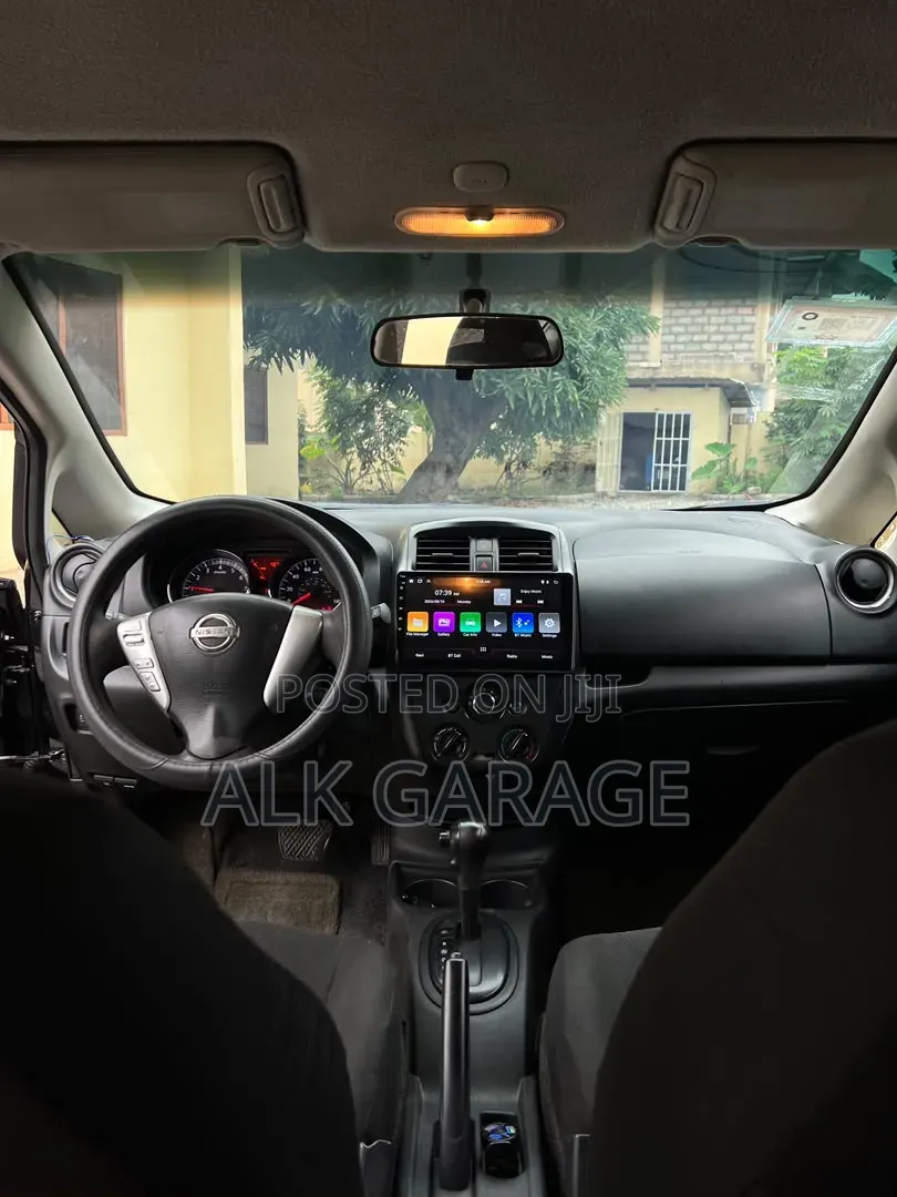 Nissan Versa 1.6 S 2016 Black