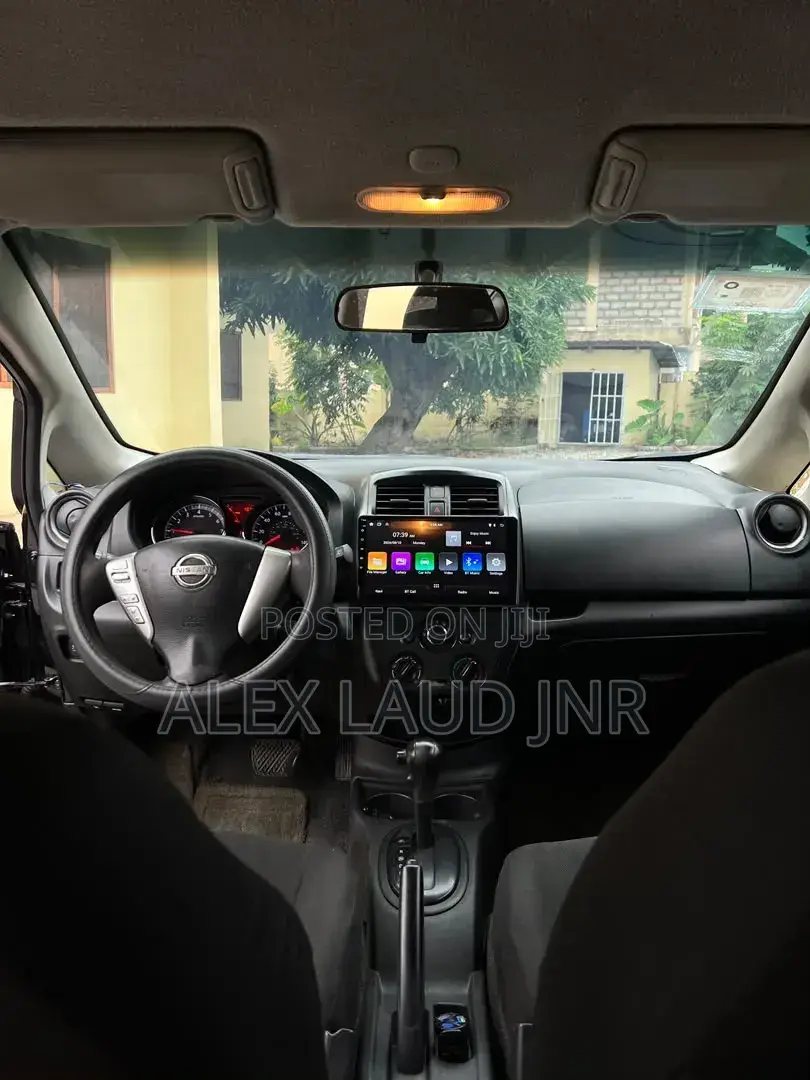 Nissan Versa 1.6 S 2016 Black
