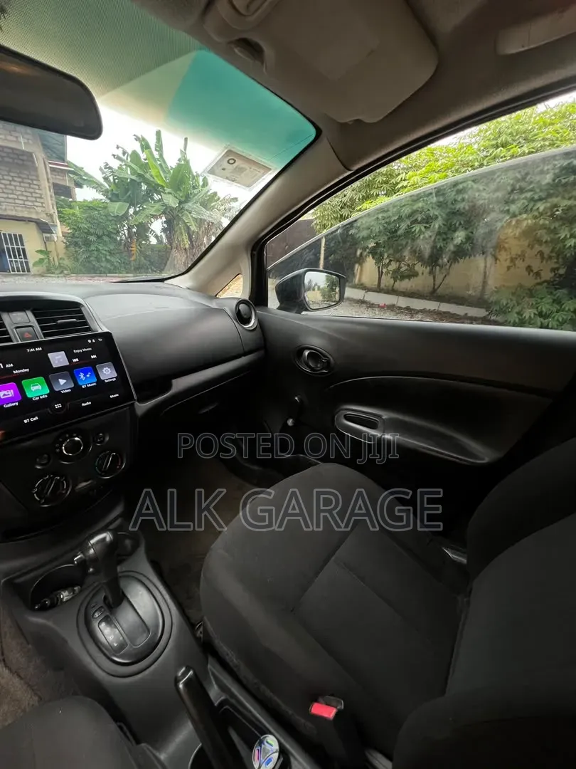 Nissan Versa 1.6 S 2016 Black