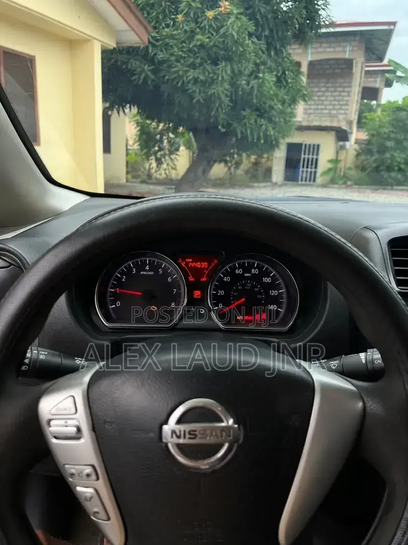 Nissan Versa 1.6 S 2016 Black
