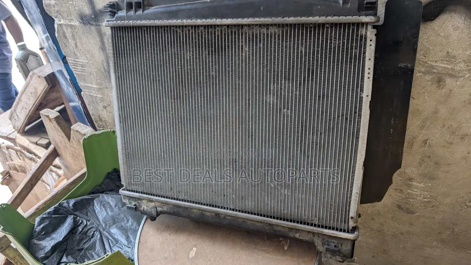Toyota Yaris 2007,2008,2009,2010,2011 Radiator Tank and Fan